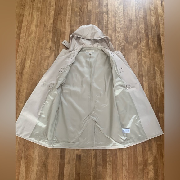 Michaels Cream Duffle Coat with Brown Accents - Picture 11 of 12